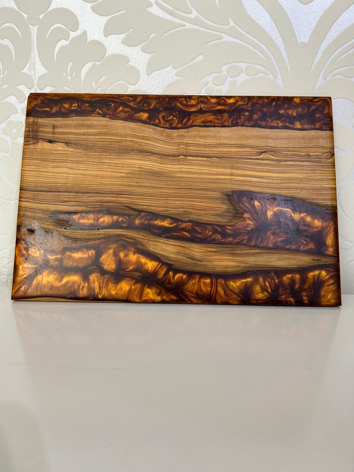 Frühtücksbrettchen Oliven Epoxid Harz Flame Kupfer