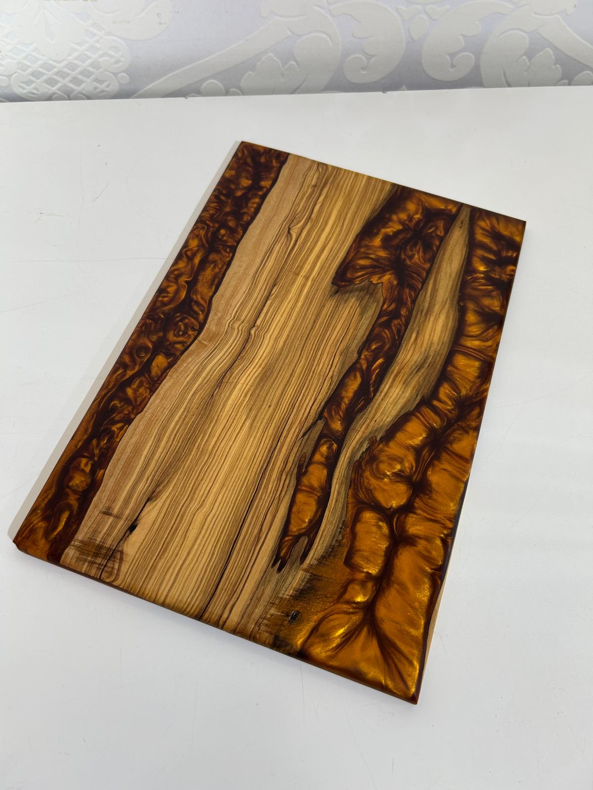 Frühtücksbrettchen Oliven Epoxid Harz Flame Kupfer