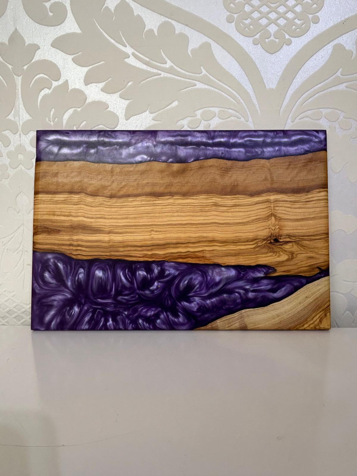 Frühtücksbrettchen Oliven Epoxid Harz Lotus Lila