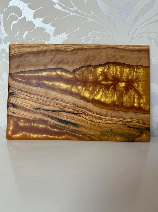 Frühtücksbrettchen Oliven Epoxid Harz Gold