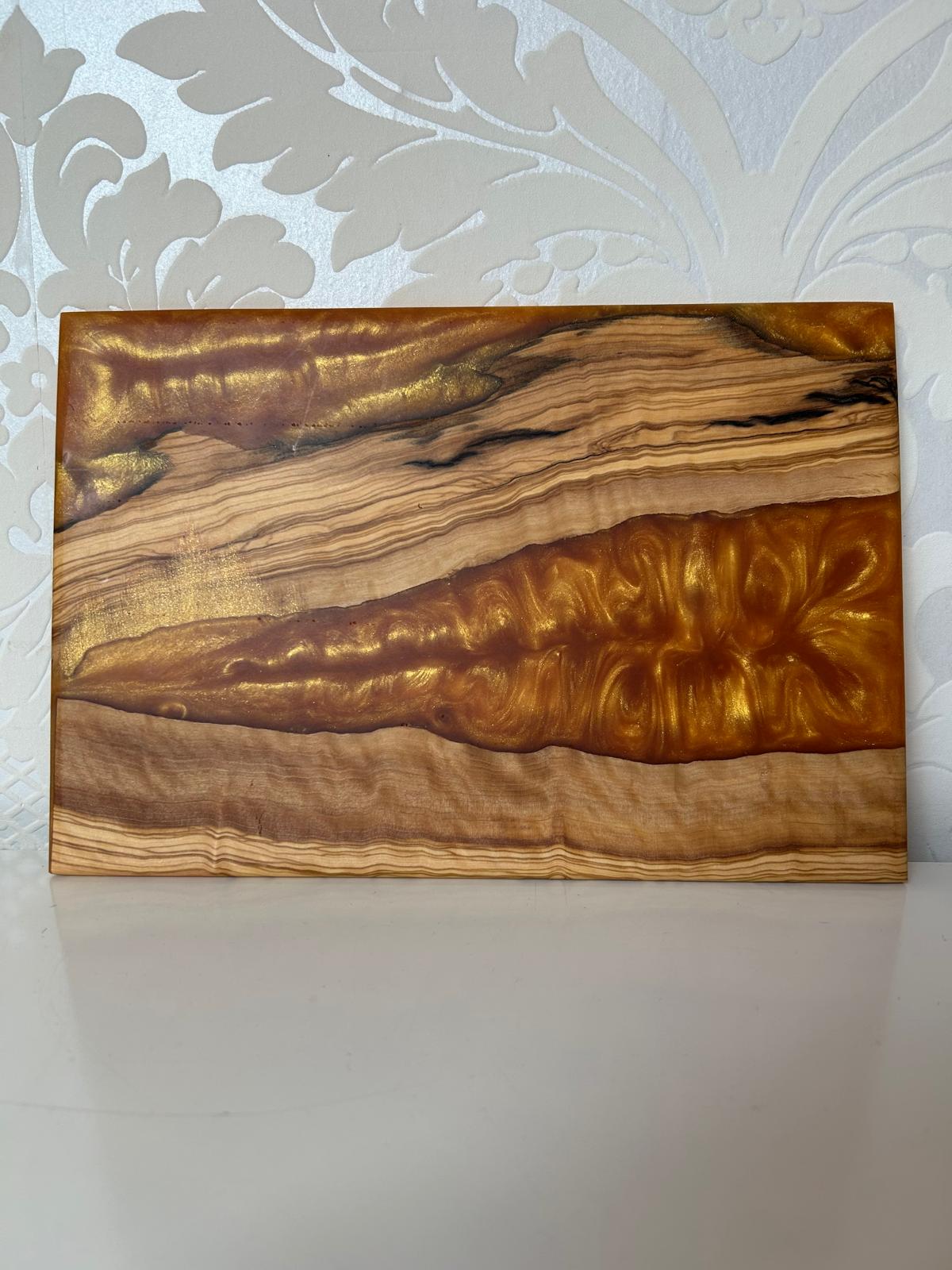 Frühtücksbrettchen Oliven Epoxid Harz Gold