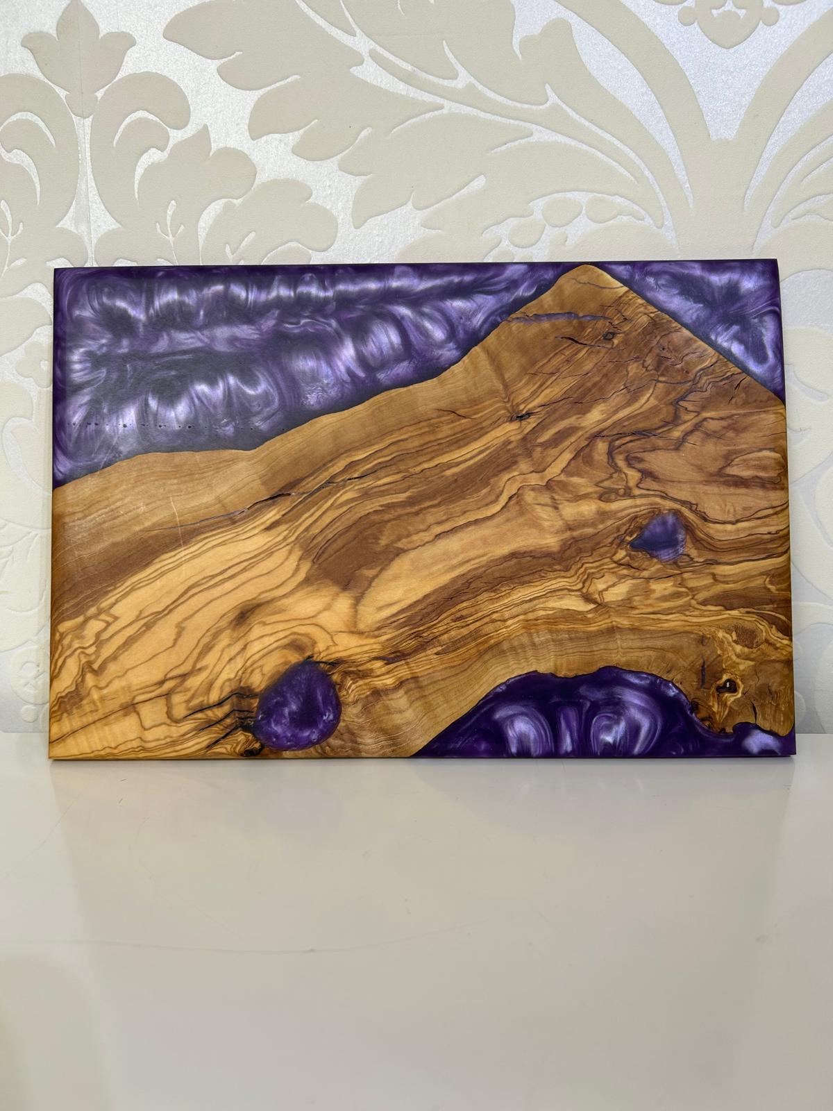Frühtücksbrettchen Oliven Epoxid Harz Lotus Lila