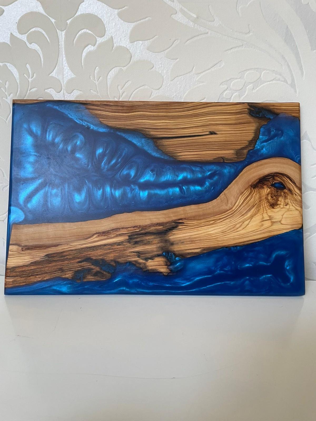 Frühtücksbrettchen Oliven Epoxid Harz Sky Blue