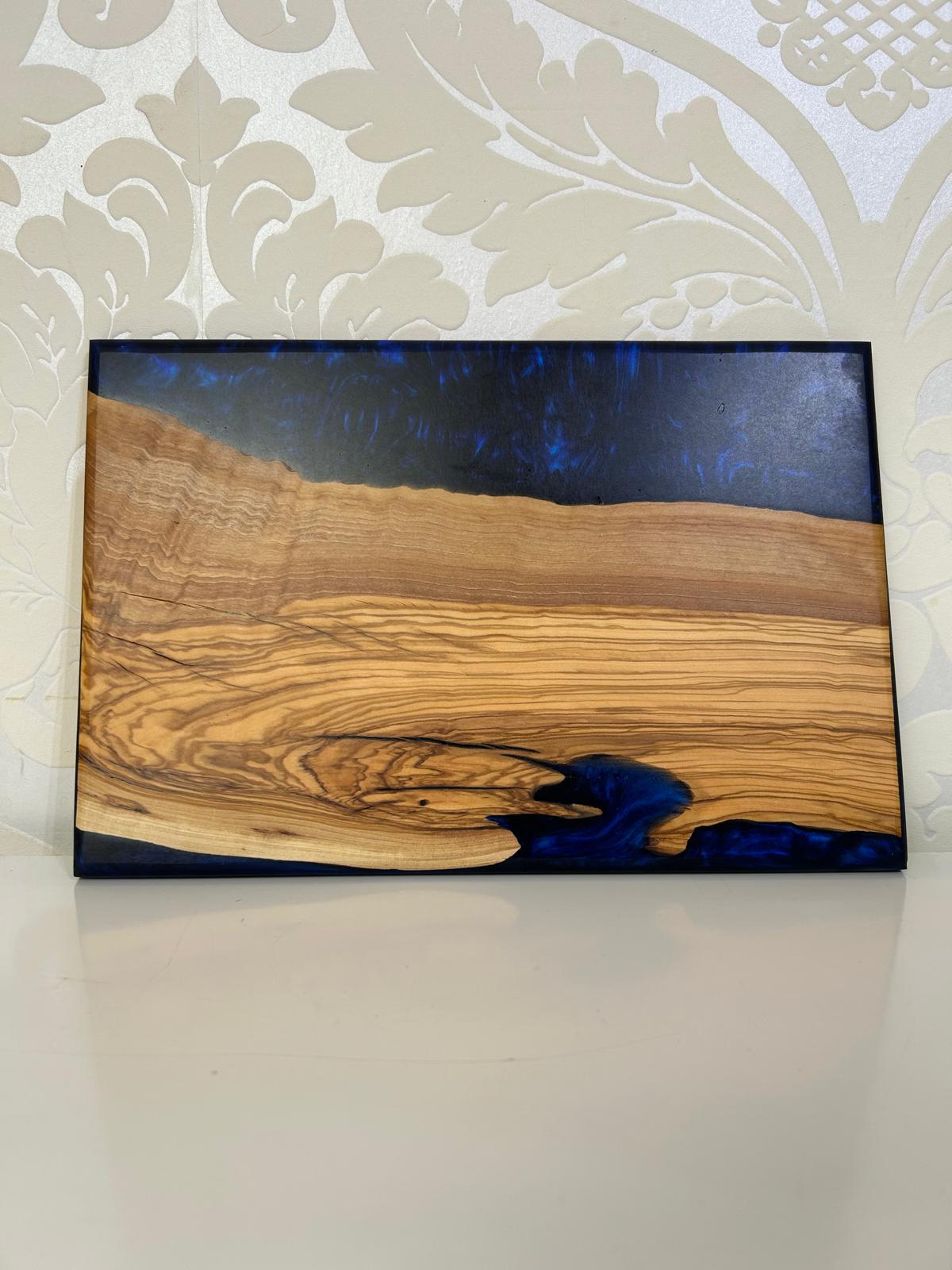 Frühtücksbrettchen Oliven Epoxid Harz Saphire Blau