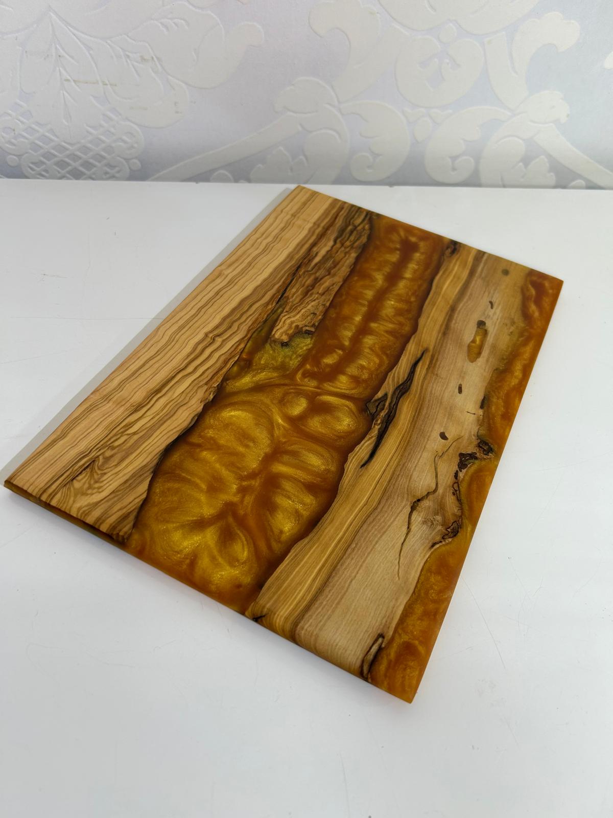 Frühtücksbrettchen Oliven Epoxid Harz Gold