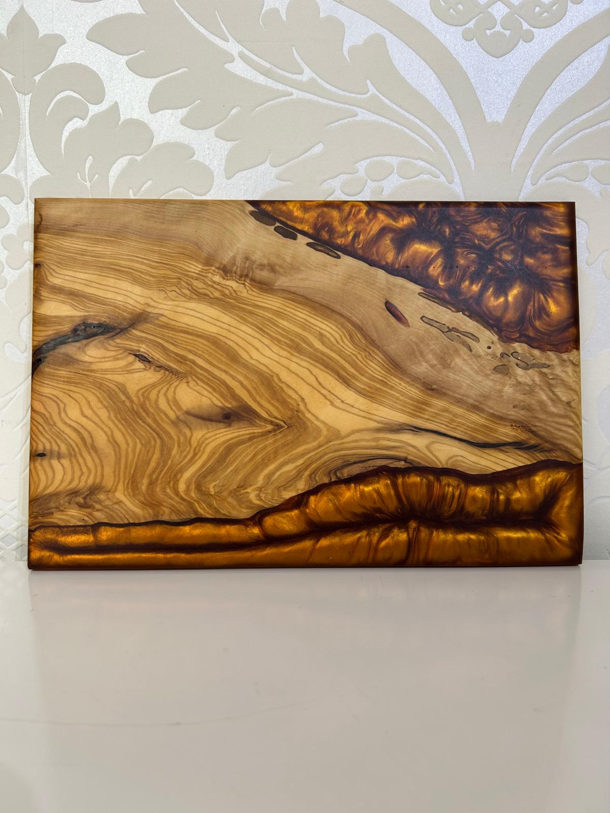 Frühtücksbrettchen Oliven Epoxid Harz Flame Kupfer