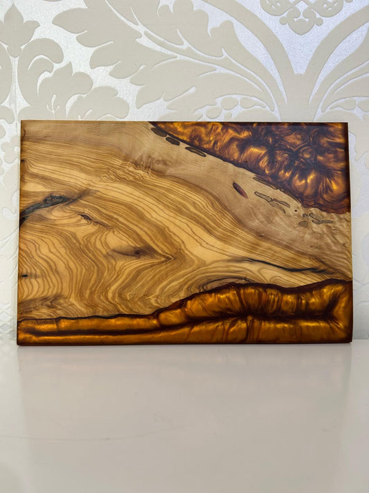 Frühtücksbrettchen Oliven Epoxid Harz Flame Kupfer