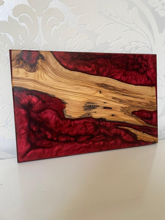 Frühtücksbrettchen Oliven Epoxid Harz Carbon Rot